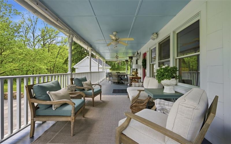 400 Cove, Washington, 15301, 4 Bedrooms Bedrooms, 9 Rooms Rooms,3 BathroomsBathrooms,Residential,For Sale,Cove,1757242