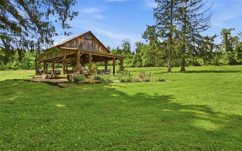 400 Cove, Washington, 15301, 4 Bedrooms Bedrooms, 9 Rooms Rooms,3 BathroomsBathrooms,Residential,For Sale,Cove,1757242