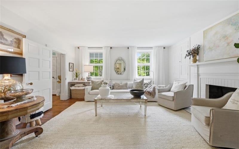 400 Cove, Washington, 15301, 4 Bedrooms Bedrooms, 9 Rooms Rooms,3 BathroomsBathrooms,Residential,For Sale,Cove,1757242
