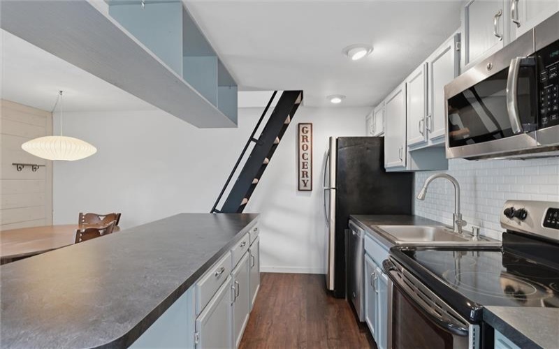 580 Maple Ct, Somerset, 15501, 2 Bedrooms Bedrooms, 6 Rooms Rooms,1 BathroomBathrooms,Residential,For Sale,Maple Ct,1757280