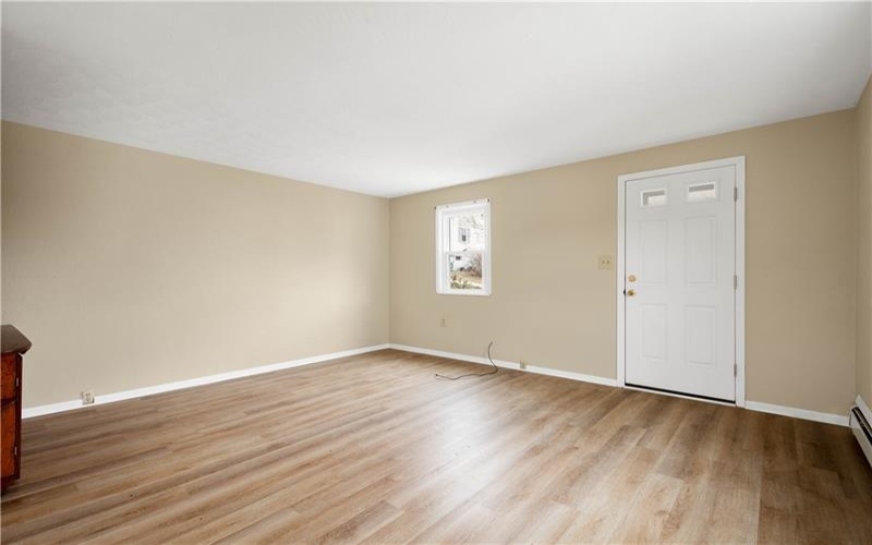21-23 Lincoln Street, Cokeburg, 15324, 4 Bedrooms Bedrooms, 11 Rooms Rooms,2 BathroomsBathrooms,Residential,For Sale,Lincoln Street,1750182