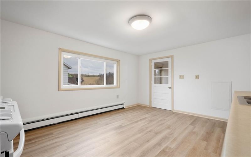 21-23 Lincoln Street, Cokeburg, 15324, 4 Bedrooms Bedrooms, 11 Rooms Rooms,2 BathroomsBathrooms,Residential,For Sale,Lincoln Street,1750182