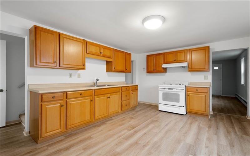 21-23 Lincoln Street, Cokeburg, 15324, 4 Bedrooms Bedrooms, 11 Rooms Rooms,2 BathroomsBathrooms,Residential,For Sale,Lincoln Street,1750182