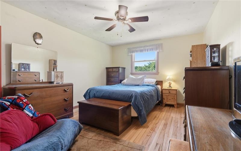 107 Jeanine Ct., Trafford, 15085, 3 Bedrooms Bedrooms, 11 Rooms Rooms,2.1 BathroomsBathrooms,Residential,For Sale,Jeanine Ct.,1756952