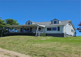 84 Crossridge Rd, Charleroi, 15022, 3 Bedrooms Bedrooms, ,1 BathroomBathrooms,Residential,For Sale,Crossridge Rd,1757248