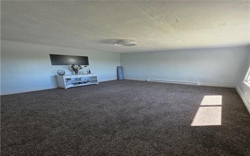 84 Crossridge Rd, Charleroi, 15022, 3 Bedrooms Bedrooms, ,1 BathroomBathrooms,Residential,For Sale,Crossridge Rd,1757248