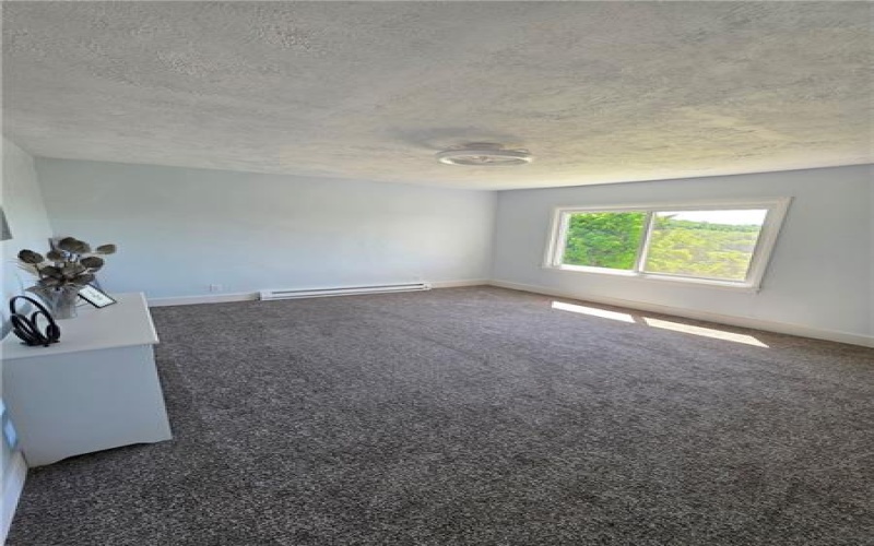 84 Crossridge Rd, Charleroi, 15022, 3 Bedrooms Bedrooms, ,1 BathroomBathrooms,Residential,For Sale,Crossridge Rd,1757248