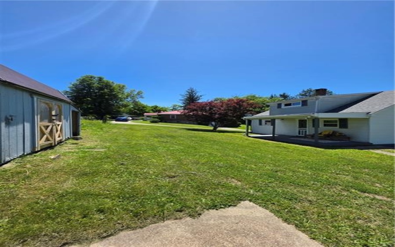 84 Crossridge Rd, Charleroi, 15022, 3 Bedrooms Bedrooms, ,1 BathroomBathrooms,Residential,For Sale,Crossridge Rd,1757248