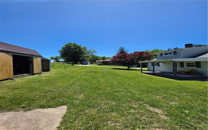 84 Crossridge Rd, Charleroi, 15022, 3 Bedrooms Bedrooms, ,1 BathroomBathrooms,Residential,For Sale,Crossridge Rd,1757248