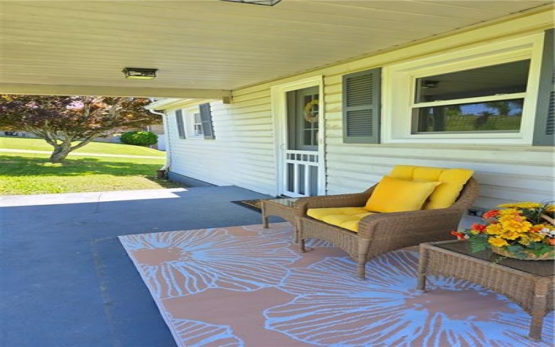 84 Crossridge Rd, Charleroi, 15022, 3 Bedrooms Bedrooms, ,1 BathroomBathrooms,Residential,For Sale,Crossridge Rd,1757248