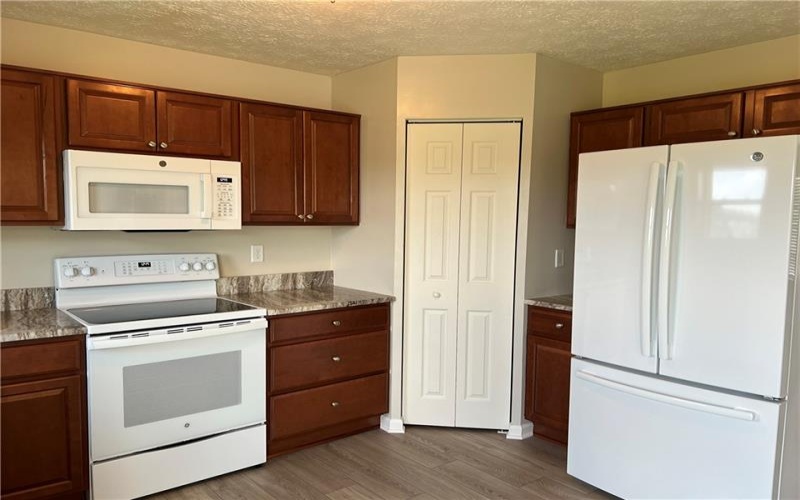 102 Alderwood Dr, Greensburg, 15601, 3 Bedrooms Bedrooms, ,2.1 BathroomsBathrooms,Lease,For Rent,Alderwood Dr,1714129