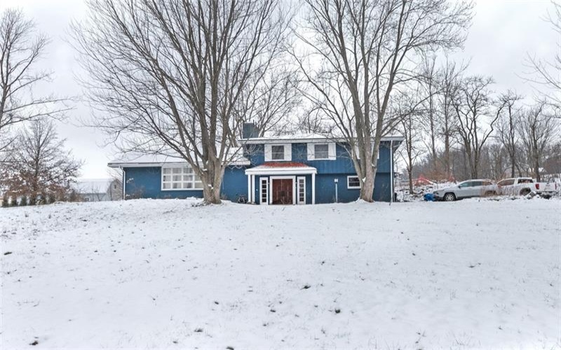 722 Connellsville Ave, Connellsville, 15425, 4 Bedrooms Bedrooms, ,2.1 BathroomsBathrooms,Residential,For Sale,Connellsville Ave,1732936