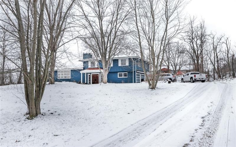 722 Connellsville Ave, Connellsville, 15425, 4 Bedrooms Bedrooms, ,2.1 BathroomsBathrooms,Residential,For Sale,Connellsville Ave,1732936