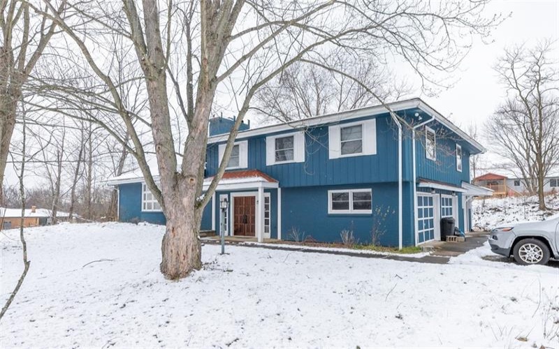 722 Connellsville Ave, Connellsville, 15425, 4 Bedrooms Bedrooms, ,2.1 BathroomsBathrooms,Residential,For Sale,Connellsville Ave,1732936