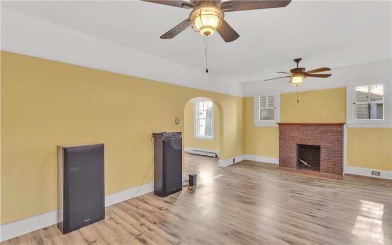 563 Coleman Ave, Johnstown, 15902, 3 Bedrooms Bedrooms, ,1 BathroomBathrooms,Residential,For Sale,Coleman Ave,1751631