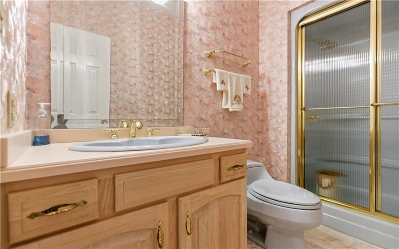 69 Orchard St, Charleroi, 15022, 4 Bedrooms Bedrooms, 14 Rooms Rooms,4.1 BathroomsBathrooms,Residential,For Sale,Orchard St,1756992