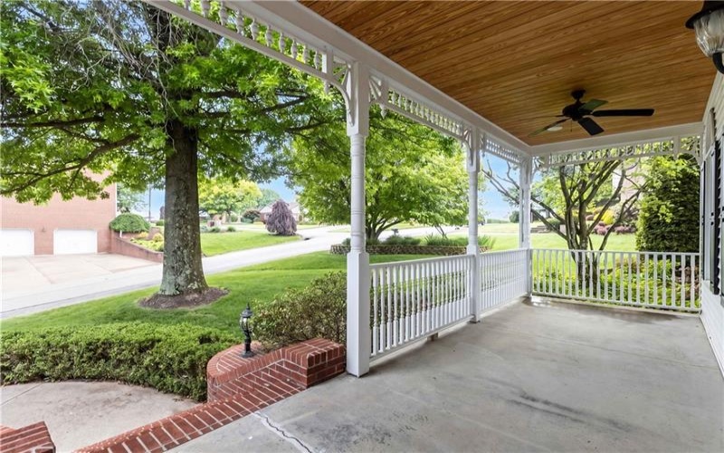69 Orchard St, Charleroi, 15022, 4 Bedrooms Bedrooms, 14 Rooms Rooms,4.1 BathroomsBathrooms,Residential,For Sale,Orchard St,1756992