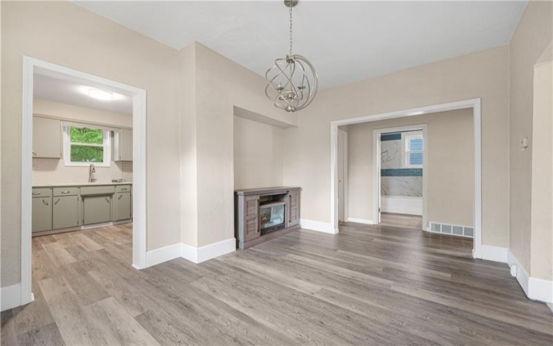 825 Donnan Ave, Washington, 15301, 2 Bedrooms Bedrooms, ,1 BathroomBathrooms,Residential,For Sale,Donnan Ave,1757173