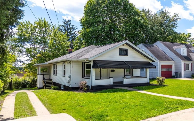 825 Donnan Ave, Washington, 15301, 2 Bedrooms Bedrooms, ,1 BathroomBathrooms,Residential,For Sale,Donnan Ave,1757173