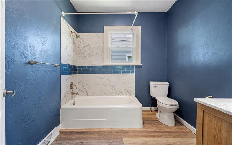 825 Donnan Ave, Washington, 15301, 2 Bedrooms Bedrooms, ,1 BathroomBathrooms,Residential,For Sale,Donnan Ave,1757173