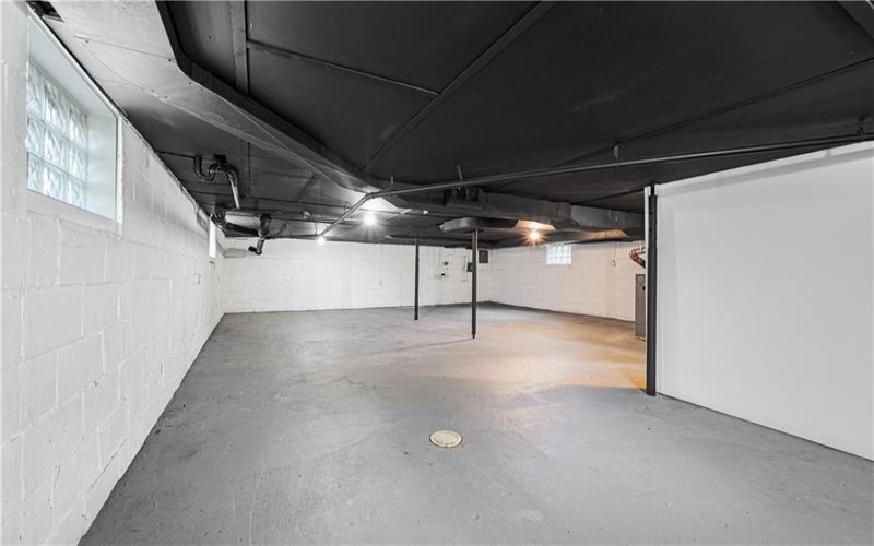825 Donnan Ave, Washington, 15301, 2 Bedrooms Bedrooms, ,1 BathroomBathrooms,Residential,For Sale,Donnan Ave,1757173