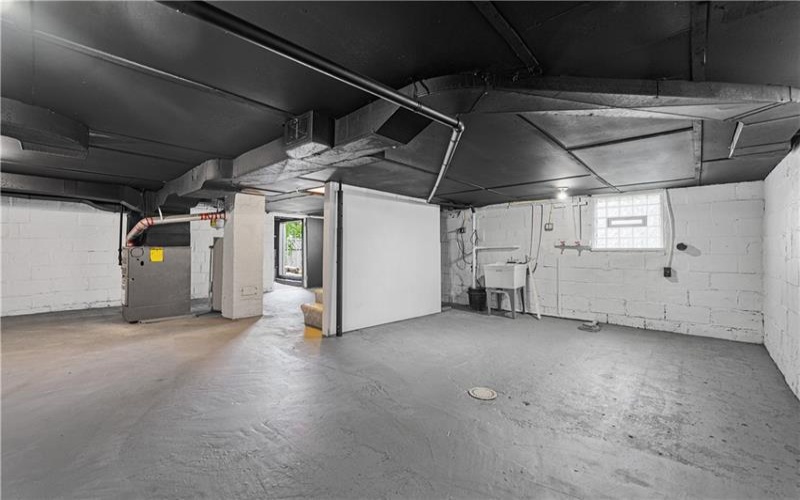 825 Donnan Ave, Washington, 15301, 2 Bedrooms Bedrooms, ,1 BathroomBathrooms,Residential,For Sale,Donnan Ave,1757173