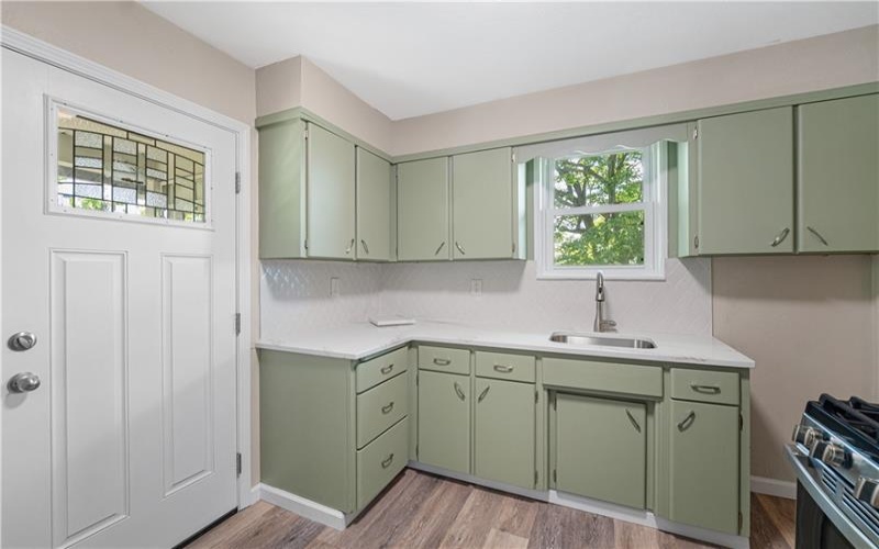 825 Donnan Ave, Washington, 15301, 2 Bedrooms Bedrooms, ,1 BathroomBathrooms,Residential,For Sale,Donnan Ave,1757173