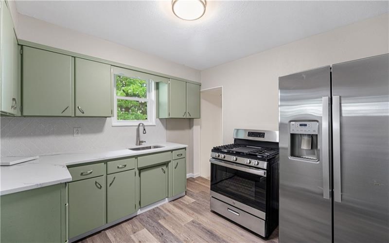 825 Donnan Ave, Washington, 15301, 2 Bedrooms Bedrooms, ,1 BathroomBathrooms,Residential,For Sale,Donnan Ave,1757173