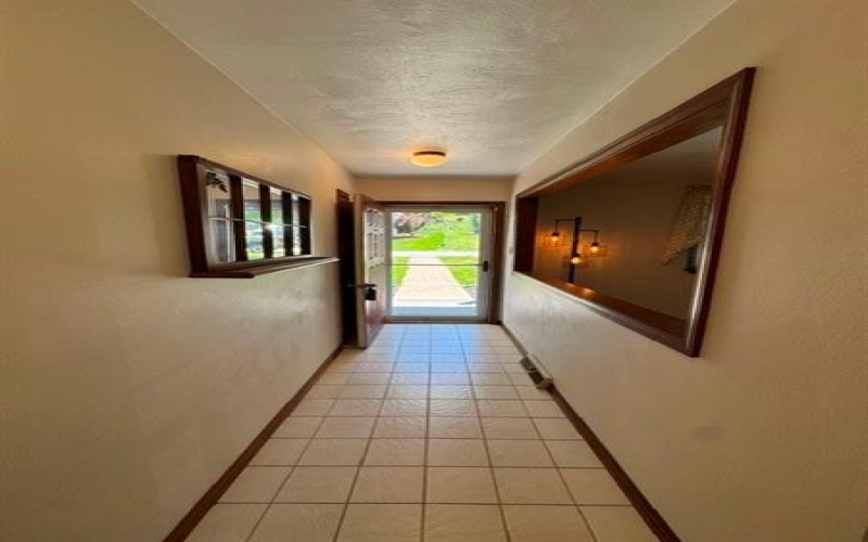 200 Bonita Dr, Greensburg, 15601, 3 Bedrooms Bedrooms, 8 Rooms Rooms,2.1 BathroomsBathrooms,Residential,For Sale,Bonita Dr,1757359