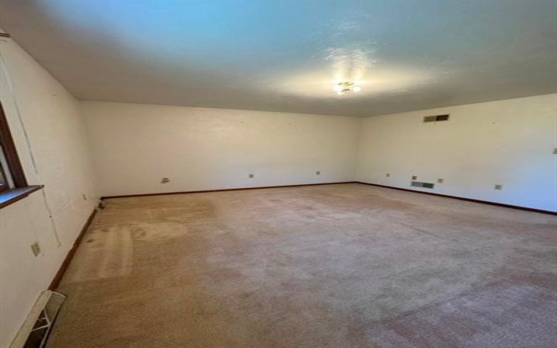 200 Bonita Dr, Greensburg, 15601, 3 Bedrooms Bedrooms, 8 Rooms Rooms,2.1 BathroomsBathrooms,Residential,For Sale,Bonita Dr,1757359