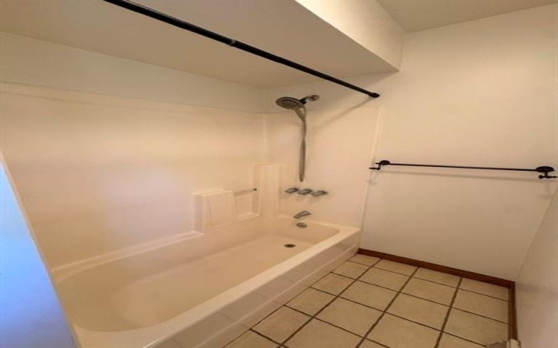 200 Bonita Dr, Greensburg, 15601, 3 Bedrooms Bedrooms, 8 Rooms Rooms,2.1 BathroomsBathrooms,Residential,For Sale,Bonita Dr,1757359