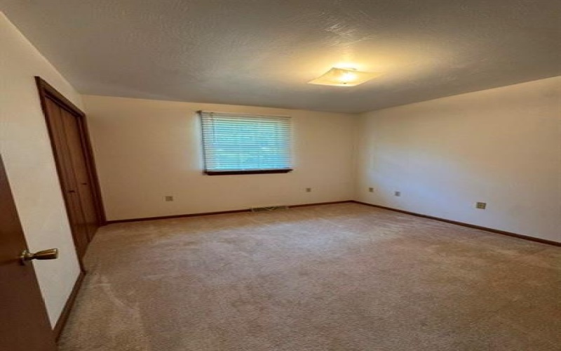 200 Bonita Dr, Greensburg, 15601, 3 Bedrooms Bedrooms, 8 Rooms Rooms,2.1 BathroomsBathrooms,Residential,For Sale,Bonita Dr,1757359