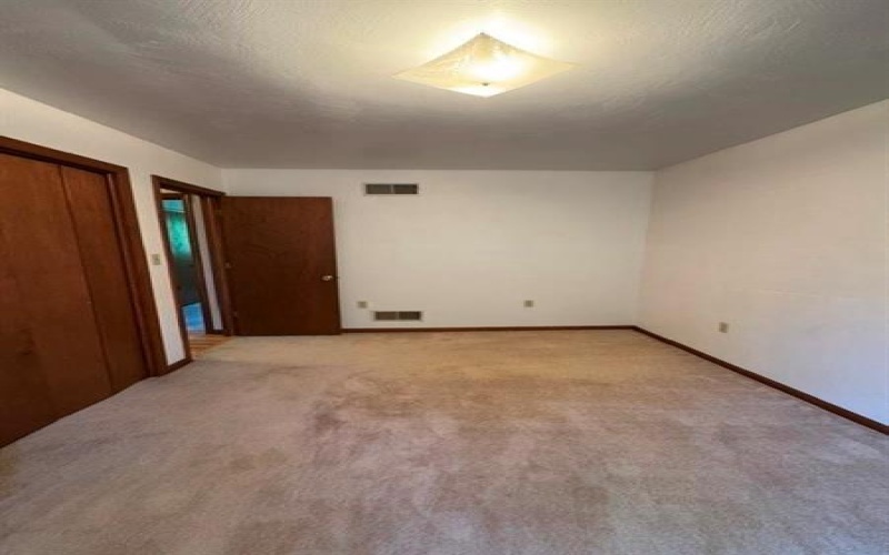 200 Bonita Dr, Greensburg, 15601, 3 Bedrooms Bedrooms, 8 Rooms Rooms,2.1 BathroomsBathrooms,Residential,For Sale,Bonita Dr,1757359