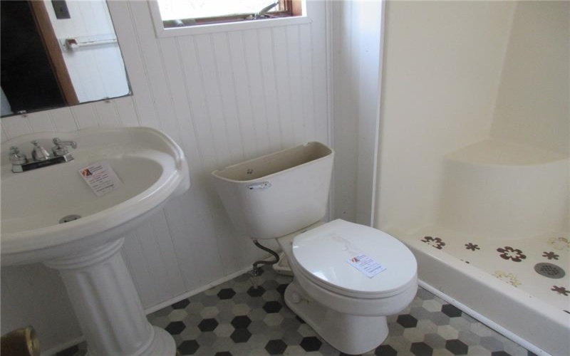 101 Surrey Dr, Canonsburg, 15317, 5 Bedrooms Bedrooms, ,3.1 BathroomsBathrooms,Residential,For Sale,Surrey Dr,1747332