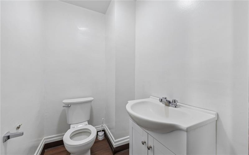 318 WASHINGTON AVE, CHARLEROI, 15022, 11 Bedrooms Bedrooms, 12 Rooms Rooms,2.2 BathroomsBathrooms,Residential,For Sale,WASHINGTON AVE,1751752