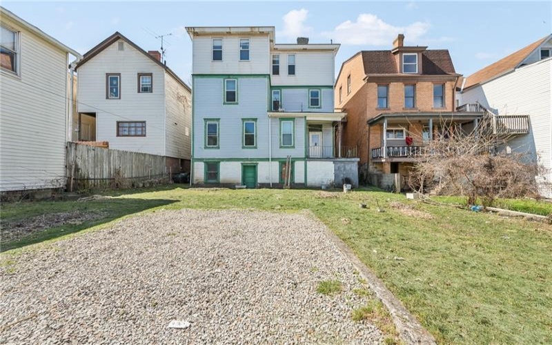 318 WASHINGTON AVE, CHARLEROI, 15022, 11 Bedrooms Bedrooms, 12 Rooms Rooms,2.2 BathroomsBathrooms,Residential,For Sale,WASHINGTON AVE,1751752