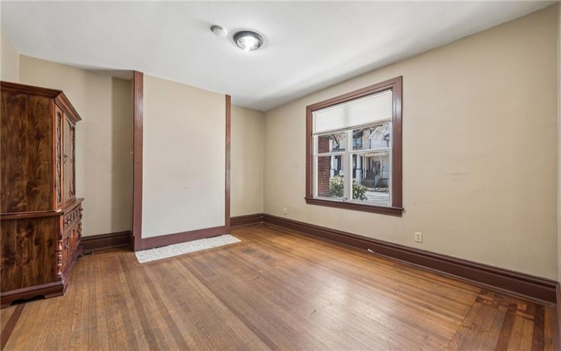 318 WASHINGTON AVE, CHARLEROI, 15022, 11 Bedrooms Bedrooms, 12 Rooms Rooms,2.2 BathroomsBathrooms,Residential,For Sale,WASHINGTON AVE,1751752