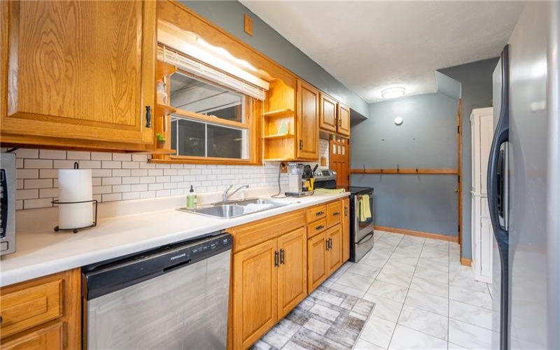 806 Lehmer St, Latrobe, 15650, 3 Bedrooms Bedrooms, 8 Rooms Rooms,3 BathroomsBathrooms,Residential,For Sale,Lehmer St,1752858