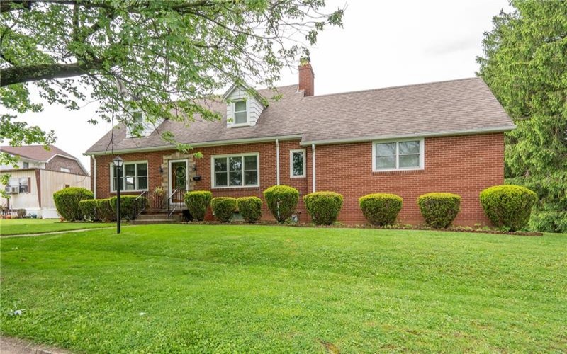 806 Lehmer St, Latrobe, 15650, 3 Bedrooms Bedrooms, 8 Rooms Rooms,3 BathroomsBathrooms,Residential,For Sale,Lehmer St,1752858