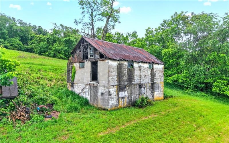 900 WASHINGTON ROAD, Washington, 15301, 3 Bedrooms Bedrooms, 10 Rooms Rooms,1.1 BathroomsBathrooms,Residential,For Sale,WASHINGTON ROAD,1755822