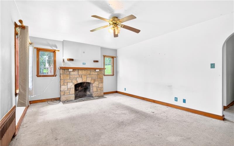 900 WASHINGTON ROAD, Washington, 15301, 3 Bedrooms Bedrooms, 10 Rooms Rooms,1.1 BathroomsBathrooms,Residential,For Sale,WASHINGTON ROAD,1755822