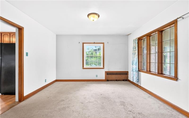 900 WASHINGTON ROAD, Washington, 15301, 3 Bedrooms Bedrooms, 10 Rooms Rooms,1.1 BathroomsBathrooms,Residential,For Sale,WASHINGTON ROAD,1755822