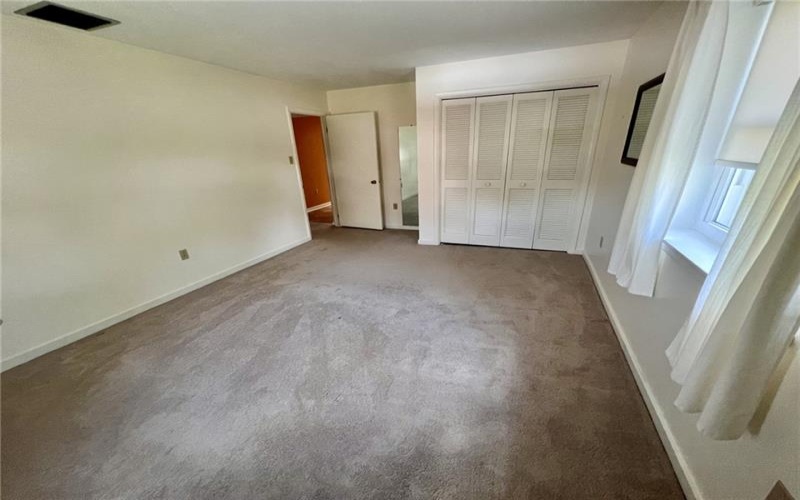 230 Berkeley St, Uniontown, 15401, 2 Bedrooms Bedrooms, 5 Rooms Rooms,1 BathroomBathrooms,Residential,For Sale,Berkeley St,1757140