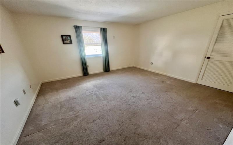 230 Berkeley St, Uniontown, 15401, 2 Bedrooms Bedrooms, 5 Rooms Rooms,1 BathroomBathrooms,Residential,For Sale,Berkeley St,1757140