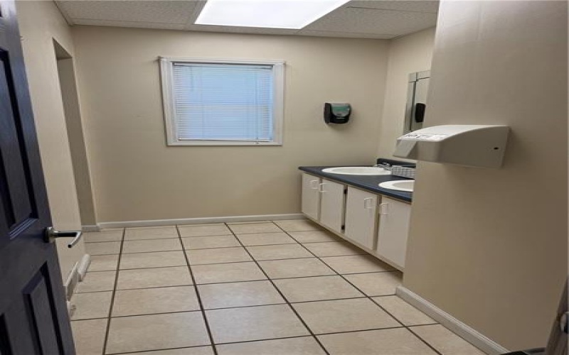 127 Main St, Washington, 15301, ,Commercial-industrial-business,For Sale,Main St,1757385