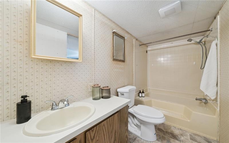 154 Thompson Rd, Torrance, 15627, 3 Bedrooms Bedrooms, ,1 BathroomBathrooms,Residential,For Sale,Thompson Rd,1757515