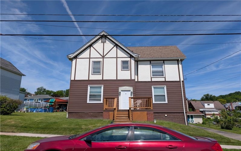 109 5th St, Youngwood, 15697, ,Multi-unit,For Sale,5th St,1757537