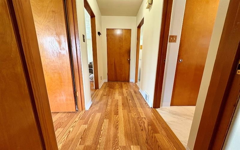 407 Vine St, Connellsville, 15425, 2 Bedrooms Bedrooms, 5 Rooms Rooms,1.1 BathroomsBathrooms,Residential,For Sale,Vine St,1757321