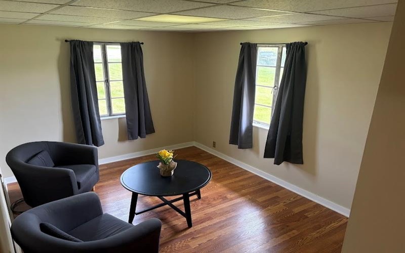 407 Vine St, Connellsville, 15425, 2 Bedrooms Bedrooms, 5 Rooms Rooms,1.1 BathroomsBathrooms,Residential,For Sale,Vine St,1757321