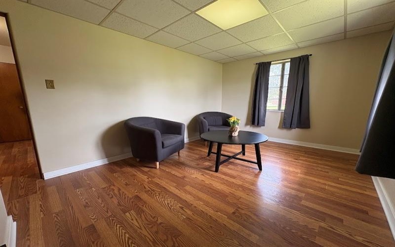 407 Vine St, Connellsville, 15425, 2 Bedrooms Bedrooms, 5 Rooms Rooms,1.1 BathroomsBathrooms,Residential,For Sale,Vine St,1757321